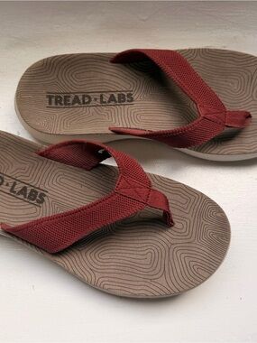 Women's Red Flip Flop Sandals- runs small, fits like a size 9
